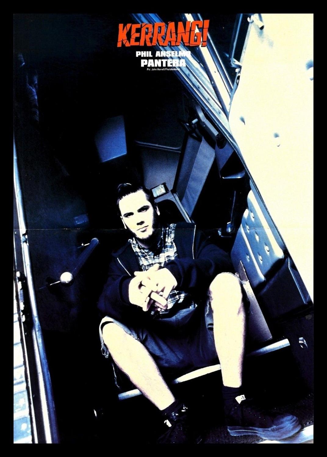 Lighting And Decor Magazine - COLOUR MAGAZINE PHIL ANSELMO PANTERA Wall