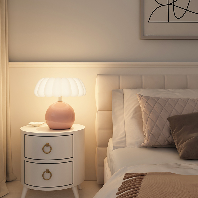 Cream Style Bedside Table Lamp - Mushroom Table Lamp ulasan dan harga