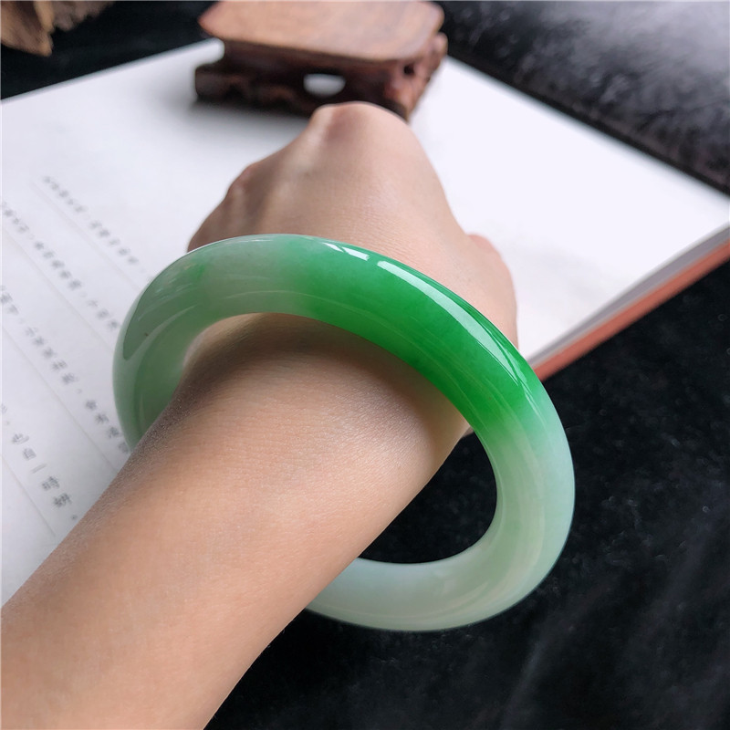 Natural Burmese Jadeite Bracel - Lighting & Home Decor Studio ulasan dan harga