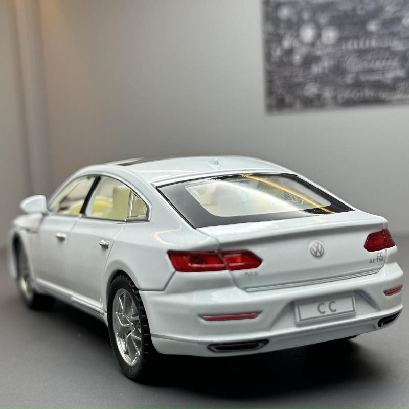1:32 Scale Alloy Car Model 132 - Decor Lighting Returns ulasan dan harga